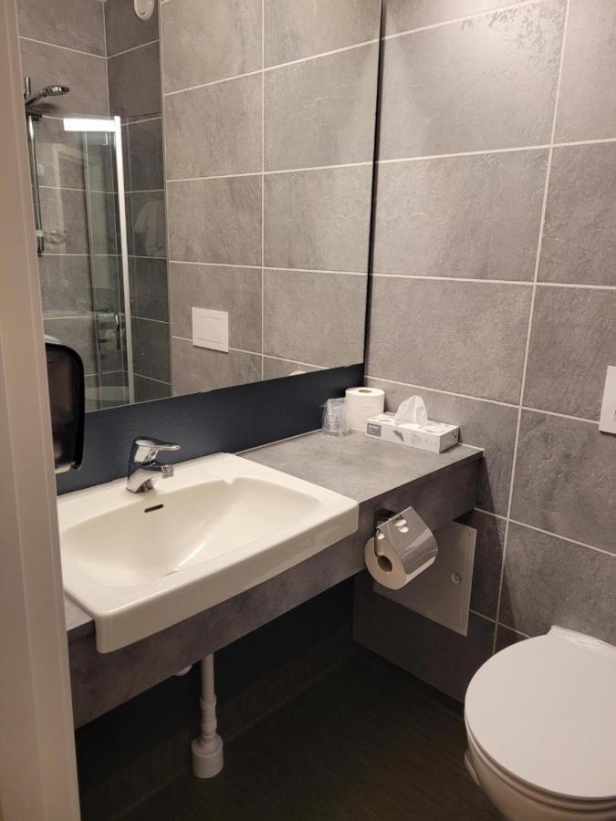 Dombas Hotel Экстерьер фото