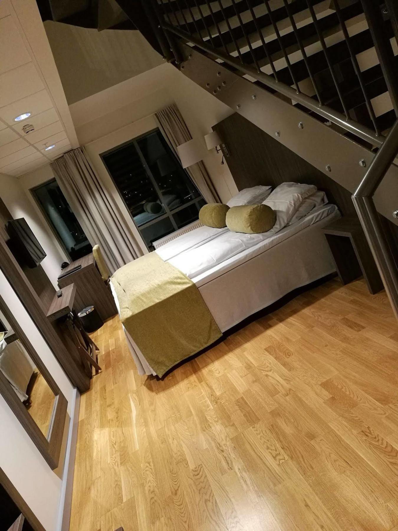 Dombas Hotel Экстерьер фото